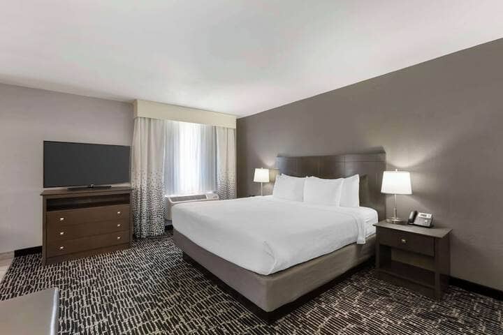 Room 20 of 42